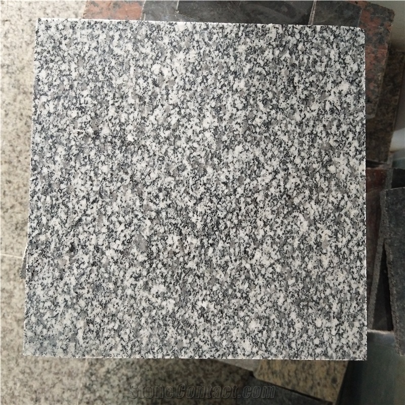 G688 Granite Tiles and Slabs China Grey Granite Flooring Tiles Wall Tiles Granite Tiles