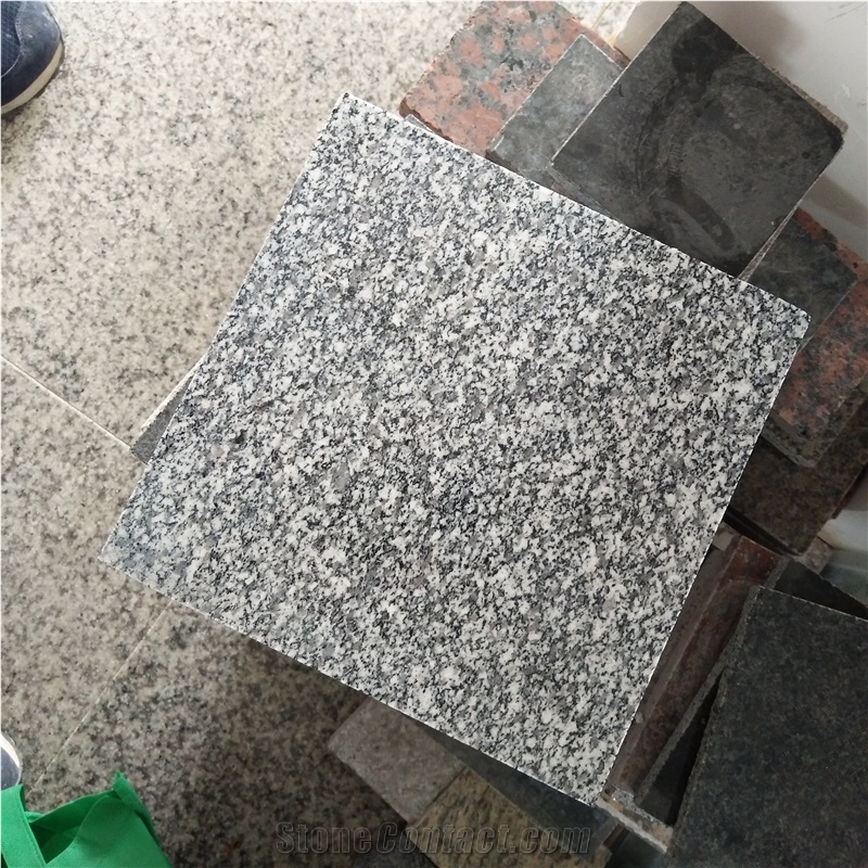 G688 Granite Tiles and Slabs China Grey Granite Flooring Tiles Wall Tiles Granite Tiles