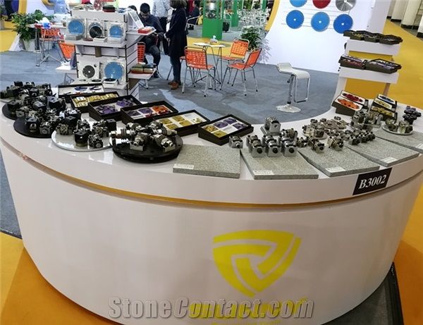 125mm3 Roller Granite Rotary Bush Hummer