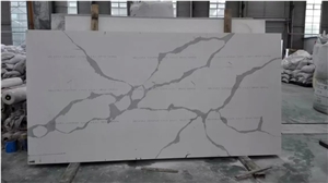 A Quality Calacatta White Marble Look Quartz Stone Solid Surfaces Polished Slabs Tiles Engineered Stone Artificial Stone Slabs for Hotel Kitchen,Bathroom Backsplash Walling Panel Customized Edge