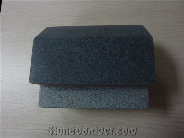 G654 China Sesame Black Quarry Owner,Impala Black,Padang Dark Granite Kerbs/ Kerbstone /Cube for Road Side Stone Exteroir Paving Stone