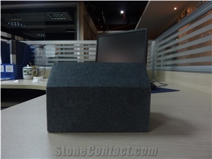 G654 China Sesame Black Quarry Owner,Impala Black,Padang Dark Granite Kerbs/ Kerbstone /Cube for Road Side Stone Exteroir Paving Stone