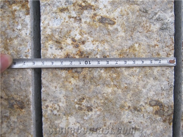 Misty Golden Rusty Golden G682 Granite Kerbstone