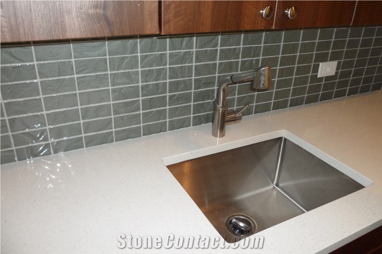 White Quartz Stone Kitchen Countertops