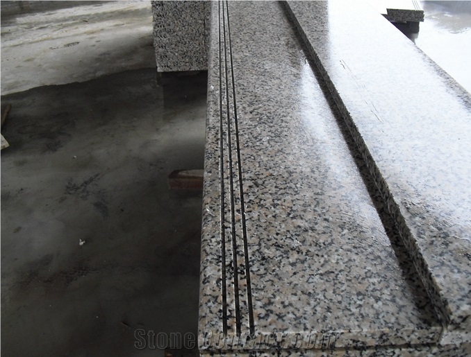 Chinese Granite for Building Three Fort Red Polished Hot Sale