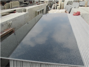 G654 China Granite for Covering Half Slabs with Thin Flowers Polished