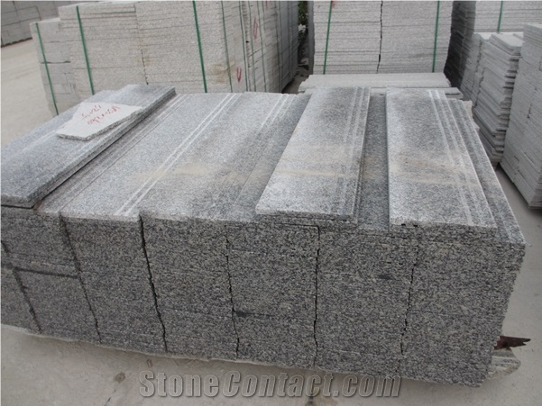 Macheng Sesame White(Medium Flowers) Stair Step with Anti-Skid Slot Granite