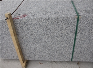 Macheng White Medium Flowers Polished Flamed Sawn Cut Granite Half Slabs China Hot Sales