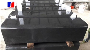 Hainan Black Basalt Kerbstone with Honeycomb,Black Andesitem in Machine Cut, Black Lava Stone,Sawn Cut Stone,Hainan Bluestone,Curbstone,Bevel Edge Curbs,Building Stone