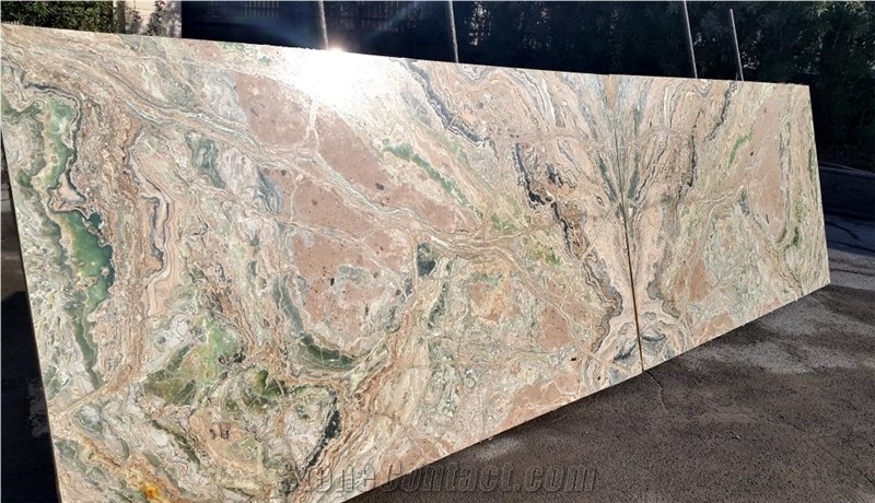 Smeraldo-Esmeralda Onyx Slabs
