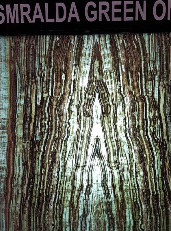 Smeraldo-Esmeralda Onyx Slabs