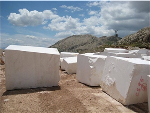 Bahar Ocean Eyes Marble Blocks