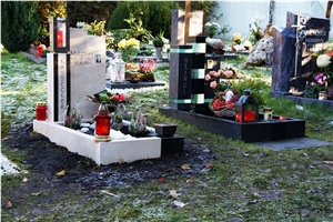 Kelheimer Auerkalk and Nero Impala Granite Combination Monuments