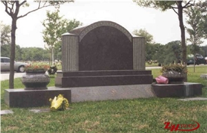 Own Factory Traditional Oval Top with Side Vases Georgia Grey/ Sesame White/ G603 Granite Western Style Monuments/ Upright Monuments/ Single Monuments/ Cemetery Tombstones/ Gravestone