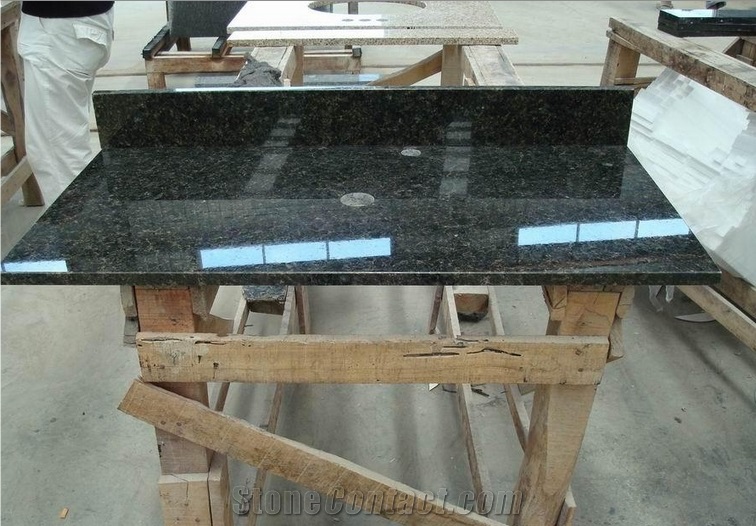 Verde Ubatuba Green Bench Countertops