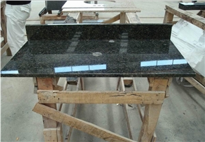 Verde Ubatuba Green Bench Countertops