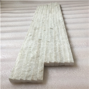 China Snow White Quartzite Stacked Stone Veneer Feature Wall Cladding Panel Ledge Stone Rock Split Face Mosaic Tile Landscaping Building Interior & Exterior Natural Culture Stone 55x15cm Waterfall Z