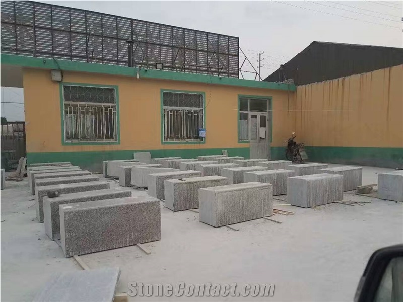 G361 Brown Pink Granite Garden Curved Border Stone Sitting Blocks Competitive Prices