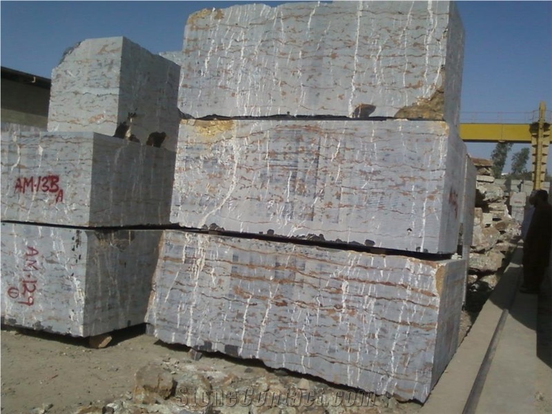 B/G Michelangelo Black and Gold Marble Blocks