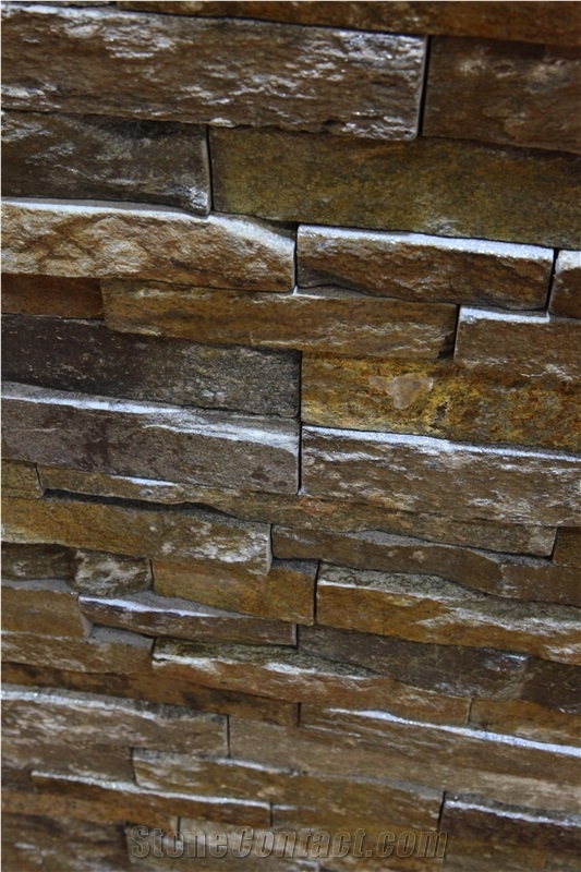 Rusted Quartzite Rock Face,Canyon Creek,Castle Rock Veneer
