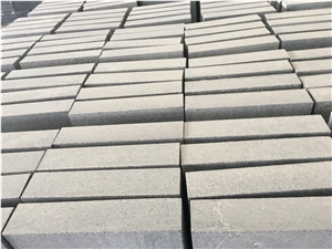 China Dark Grey G654 Kerbstone,G654 China Sesame Black Impala Black Kerbs/ Kerbstone /Curbs for Road Side Stone Exteroir Stone