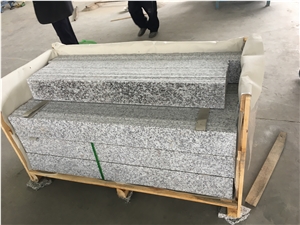 China White Granite G439 Steps&Risers&Stairs&Staircase&Stair Threshold, G439 White Granite Stair Threshold,Bianco White Granite,Stone Riser,White Stone Staircase,G439 Stair Treads