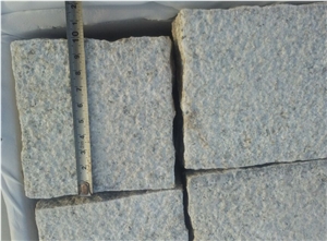 G682 Rusty Yellow,Giallo Rusty,Yellow Rust Granite,Desert Gold,Giallo Fantasia,Giallo Ming,Ming Gold,Giallo Padang,Giallo Rustic,Golden Crystal,Cubes,Cobble Stone,Paving Sets,Floor Covering