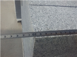 Huian G603,Bush Hammered Surface,Padang Crystal Granite,Padang Crystal White,G603 Granite,Bianco Crystal Cobble Stone,Paving Sets,Walkway Pavers,Cube Stone,Floor Covering,Garden Stepping Pavements