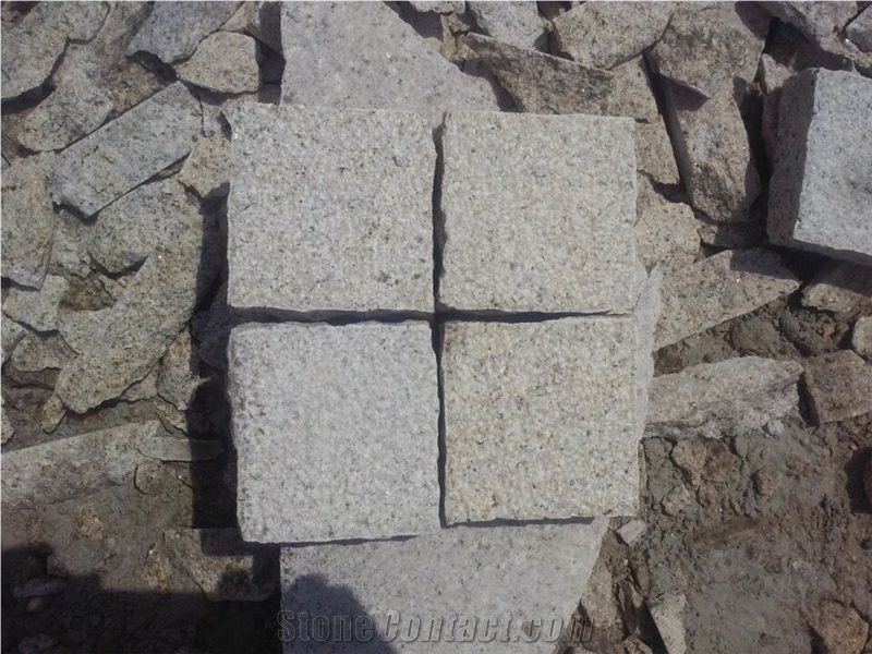 Sunset Golden Yellow Granite ,G682 Bush Hammered Cube Stone,Cobble Stone,Cube Stone,Floor Covering,Paving Sets,Walkway Pavers,Garden Stepping Pavements
