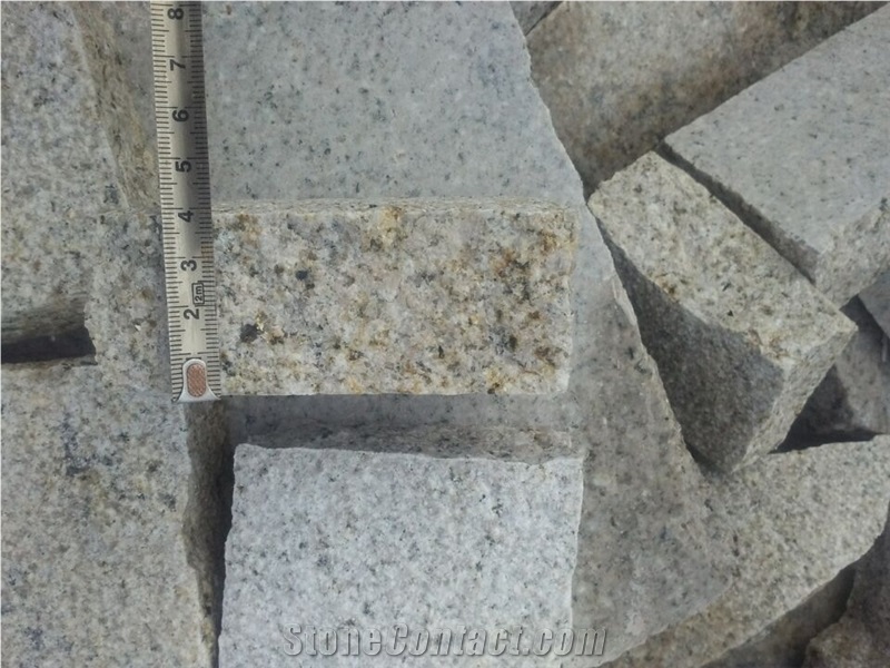 Sunset Golden Yellow Granite ,G682 Bush Hammered Cube Stone,Cobble Stone,Cube Stone,Floor Covering,Paving Sets,Walkway Pavers,Garden Stepping Pavements