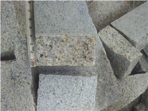 Sunset Golden Yellow Granite ,G682 Bush Hammered Cube Stone,Cobble Stone,Cube Stone,Floor Covering,Paving Sets,Walkway Pavers,Garden Stepping Pavements