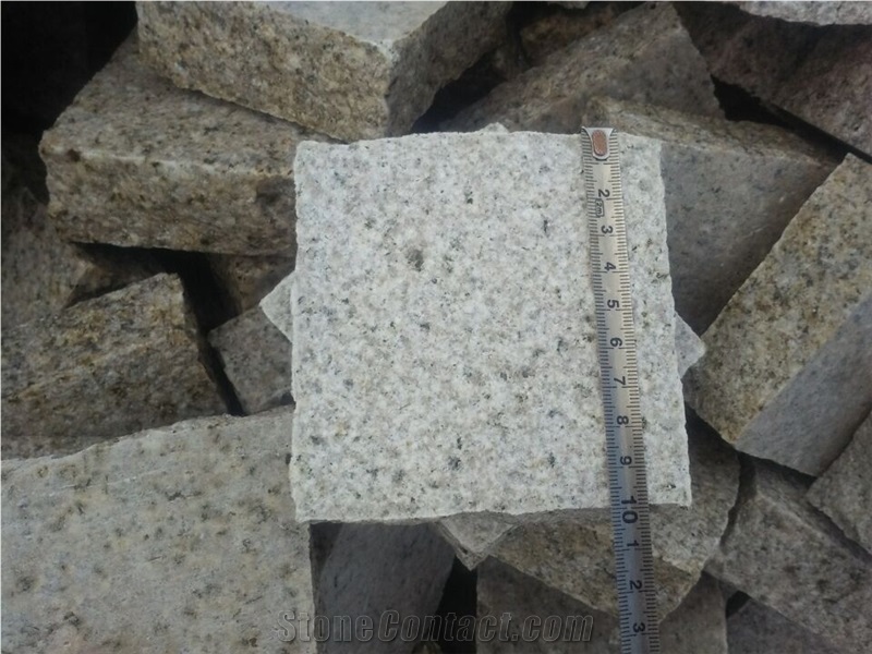 Sunset Golden Yellow Granite ,G682 Bush Hammered Cube Stone,Cobble Stone,Cube Stone,Floor Covering,Paving Sets,Walkway Pavers,Garden Stepping Pavements