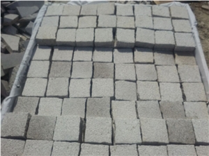 Sunset Golden Yellow Granite ,G682 Bush Hammered Cube Stone,Cobble Stone,Cube Stone,Floor Covering,Paving Sets,Walkway Pavers,Garden Stepping Pavements