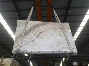 China Beige Onyx /Wooden Onyx Slab /Wood Vein Onyx Slab and Tiles /Onyx Tiles and Slab /Onyx Floor Covering