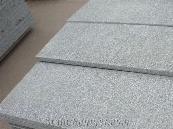 Sesame Black Granite, G654 Granite Slabs & Tiles