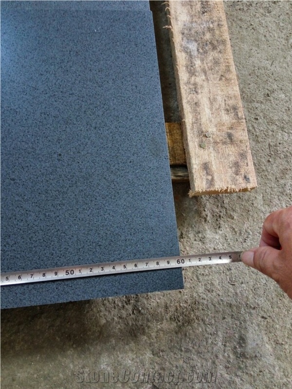 China Hainan Absolute Black Basalt Andesite Tiles & Slabs for Floor and Wall, Machine Cut/Sawn Cut Natural Paving Stone with Honeycomb, Exterior Landscape Stone Decoration, Quarry Owner