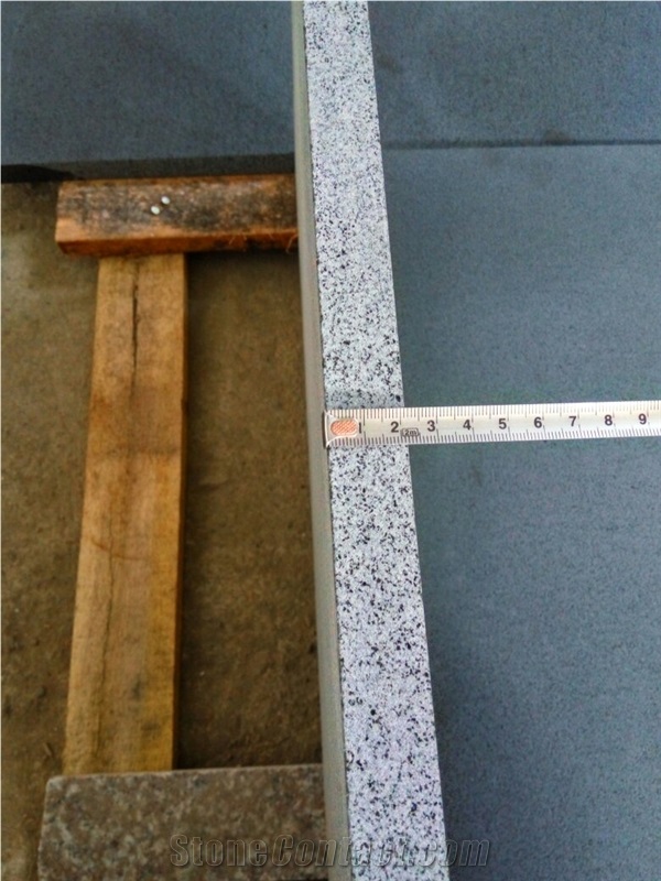 China Hainan Absolute Black Basalt Andesite Tiles & Slabs for Floor and Wall, Machine Cut/Sawn Cut Natural Paving Stone with Honeycomb, Exterior Landscape Stone Decoration, Quarry Owner