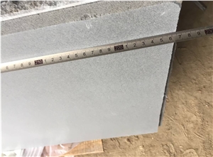 China Natural Stone Hainan Black Basalt Stone Surface Honed Without Honeycomb for Floor Covering Tiles/Wall Covering Tiles/Paving Stone/Wall Stone/Bulding Stone /Decoration Indoor and Outdoor Stone