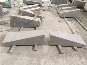 G654 Padang Dark Ballentine Grey Granite Road Kerbs Transition Kerbs Vehicle Barrier Kerbs