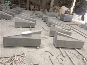 G654 Padang Dark Ballentine Grey Granite Road Kerbs Transition Kerbs Vehicle Barrier Kerbs