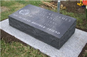Black Granite Western Style Tombstone Slant Headstones
