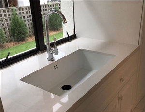 Polished Decorative White Artificial Quartz Stone Sheets for Tops, Discount Solid Surface Countertops with Wide Range Of Collections