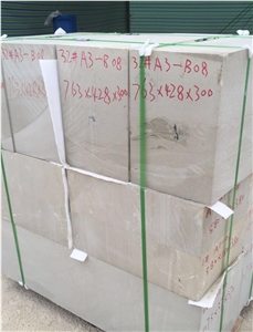 Chinese Yellow or Buff Sandstone Blocks for Wall and Paving