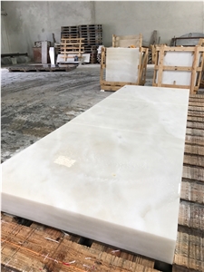 White Estremoz Marble