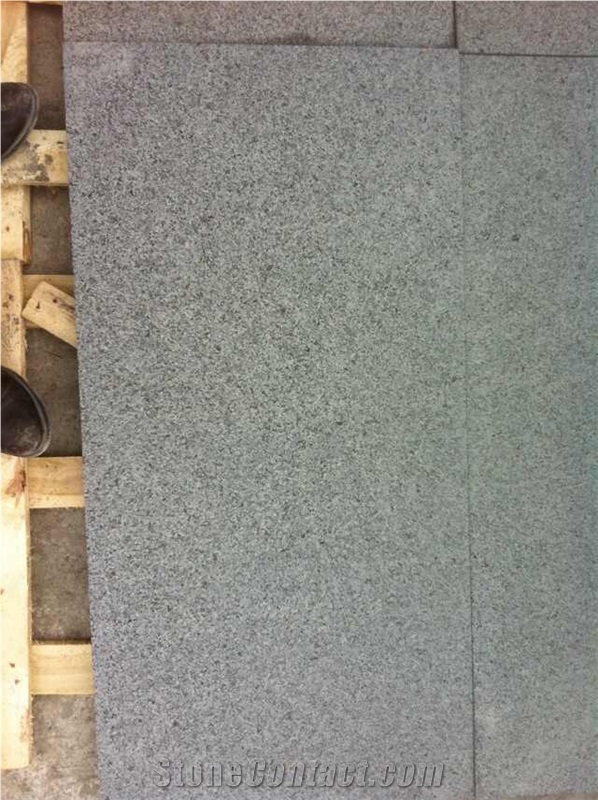 China Natural Stone Diamond Black/Black Diamond Granite Flamed/Bush-Hammered Cube Stone/Courtyard Cobble Stone/Road Pavers/Walk-Way Pavers/Garden Paving/Landscaping Stone/Building Projects