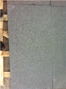 China Natural Stone Diamond Black/Black Diamond Granite Flamed/Bush-Hammered Cube Stone/Courtyard Cobble Stone/Road Pavers/Walk-Way Pavers/Garden Paving/Landscaping Stone/Building Projects