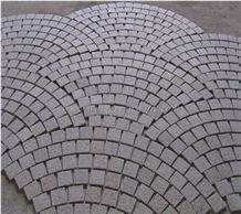 G666 Cheap China Red Porphyry Granite Cubestone Cobblestone Meshed on Net with Natural Split Flamed Tumbled for Outdoor Floor Covering Driveway Walkway Pavers Paving Set Garden Landscape
