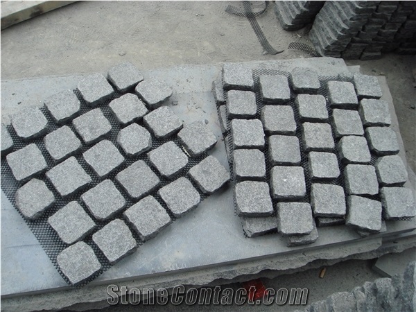 G684 China Black Granite with Natural Split Flamed Tumbled Cube Stone for Exterior Floor Paving Pavement Driveway Walkway Stepping Garden Back Netting Fan Shape Cobble Mosaic Pattern Cubestone
