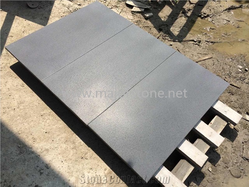 Black Basalt/ Basaltina / Basalto/ China Black/ Hainan Black/ Hainan Black Basalt/ Tiles/ Walling/ Flooring/Dark Basalt / Blue Stone / Wall Tiles / Slabs / Covering /Paver