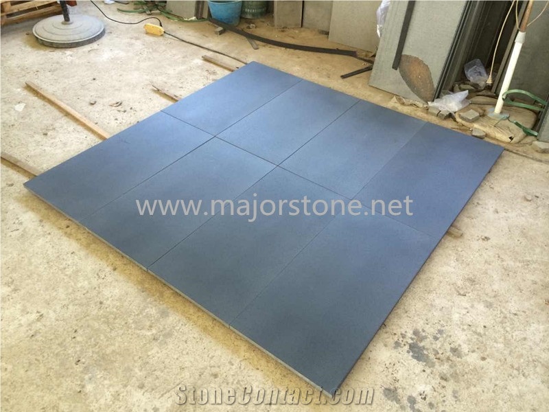 Black Basalt/ Basaltina / Basalto/ China Black/ Hainan Black/ Hainan Black Basalt/ Tiles/ Walling/ Flooring/Dark Basalt / Blue Stone / Wall Tiles / Slabs / Covering /Paver